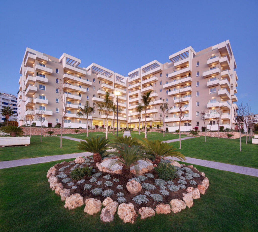 Apartment – Nueva Andalucia – Marbella – 300